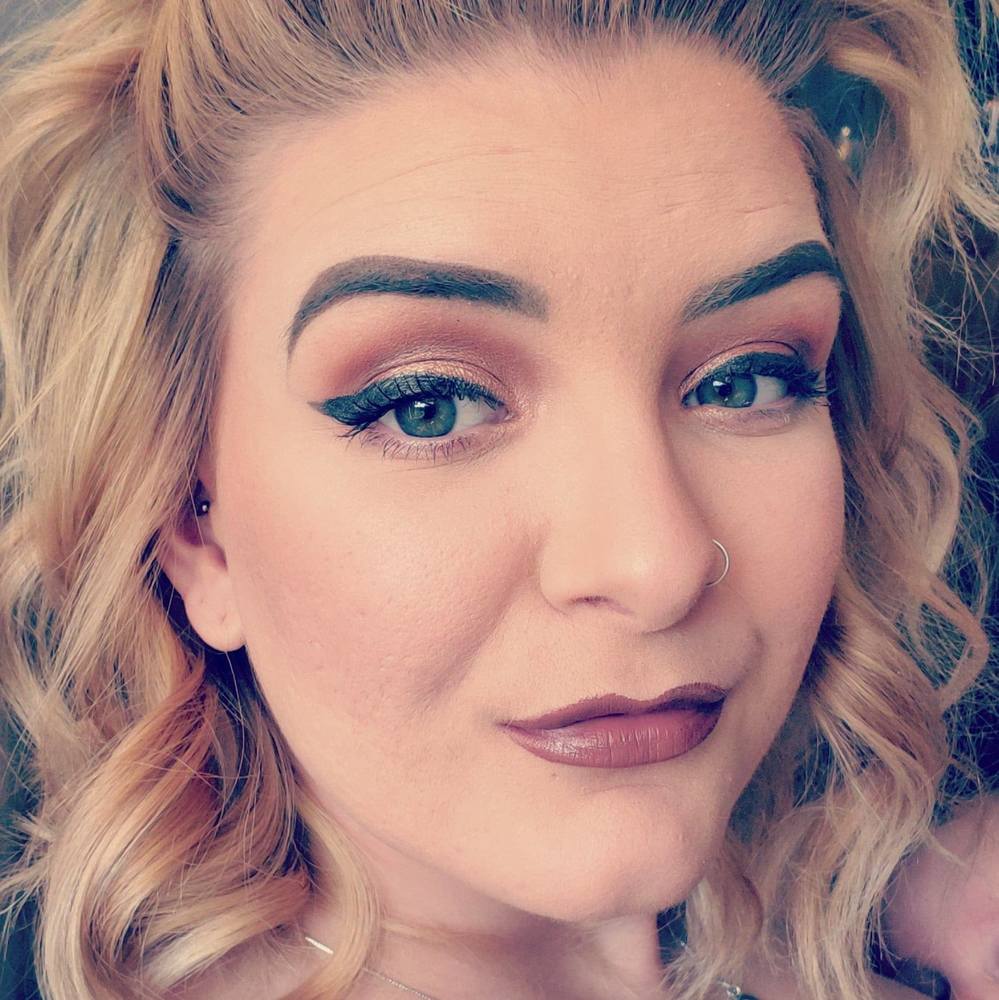 Meet your Posher, Heidi